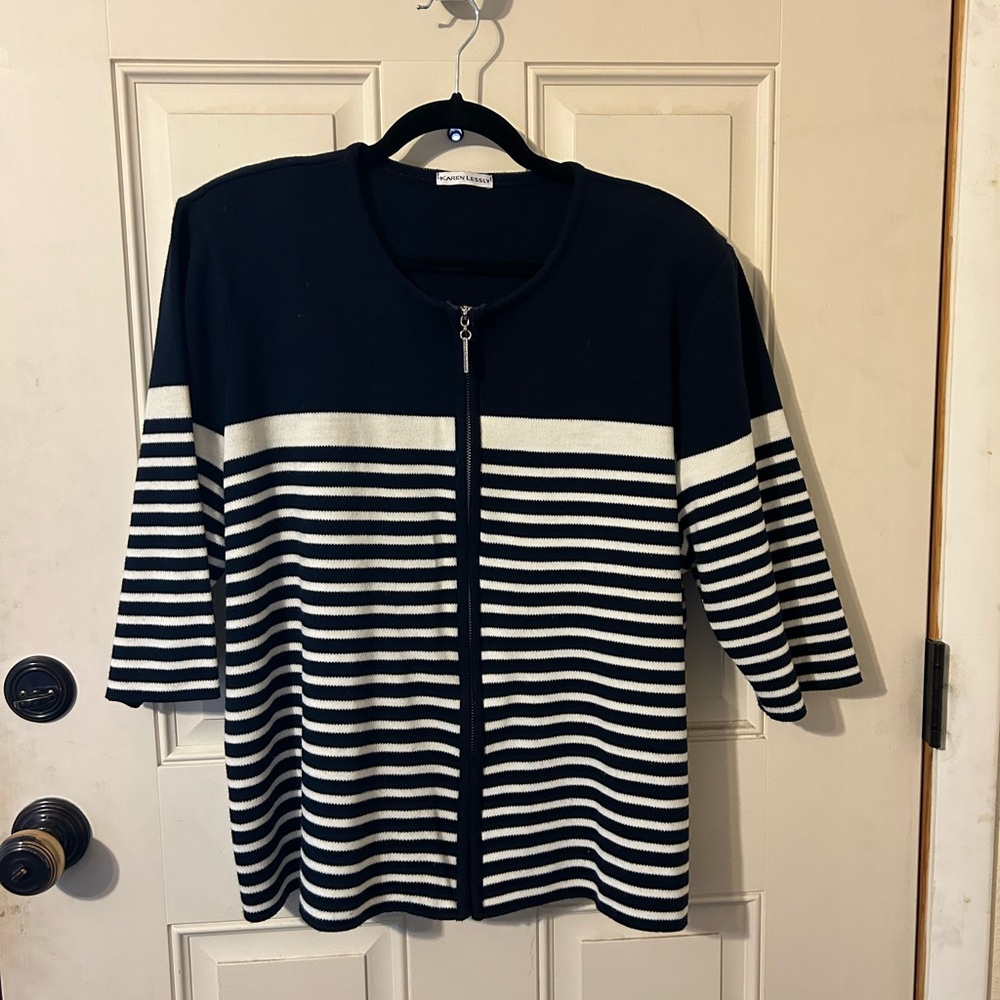 Used Good Condition Women's Navy and White Striped Blouse